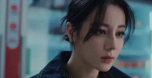 迪丽热巴《虽然不能同时拥有一切》预告引造型与演技讨论 现场图