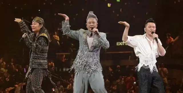 蔡一杰红馆演唱会自曝脑癌扩散，开颅手术伤口长达50厘米 相关图片