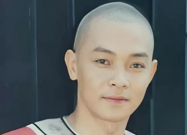 李冈龙出演《廉政行动2024》等六部剧集，98版《鹿鼎记》吴六奇角色持续引发观众记忆 细节速览