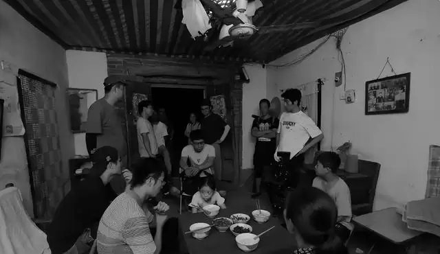 导演张中臣确诊急性淋巴细胞白血病，正在北大国际医院接受化疗 细节速览