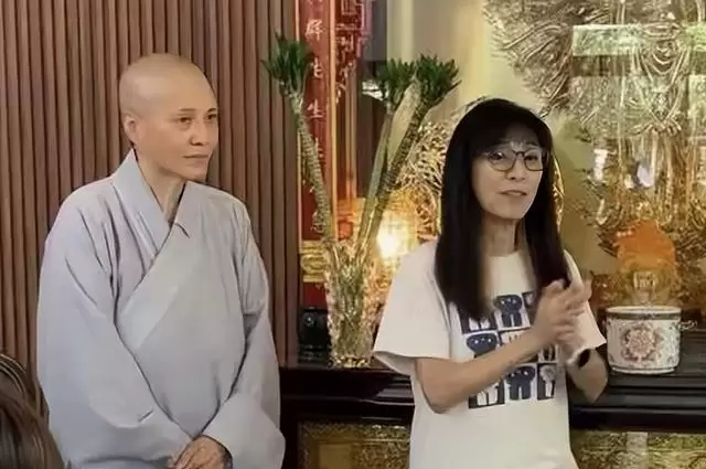香港演员李丽珍削发为尼法号晟师傅，曾演《鹿鼎记》建“足之缘”足疗店 相关图片