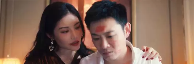 《低智商犯罪》周荣绑架周淇灭口朗博文致反水连锁反应 细节速览