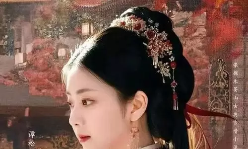 谭松韵4月三线并进：《我的山与海》收官破收视纪录，耿耿路星河十年重聚 相关图片